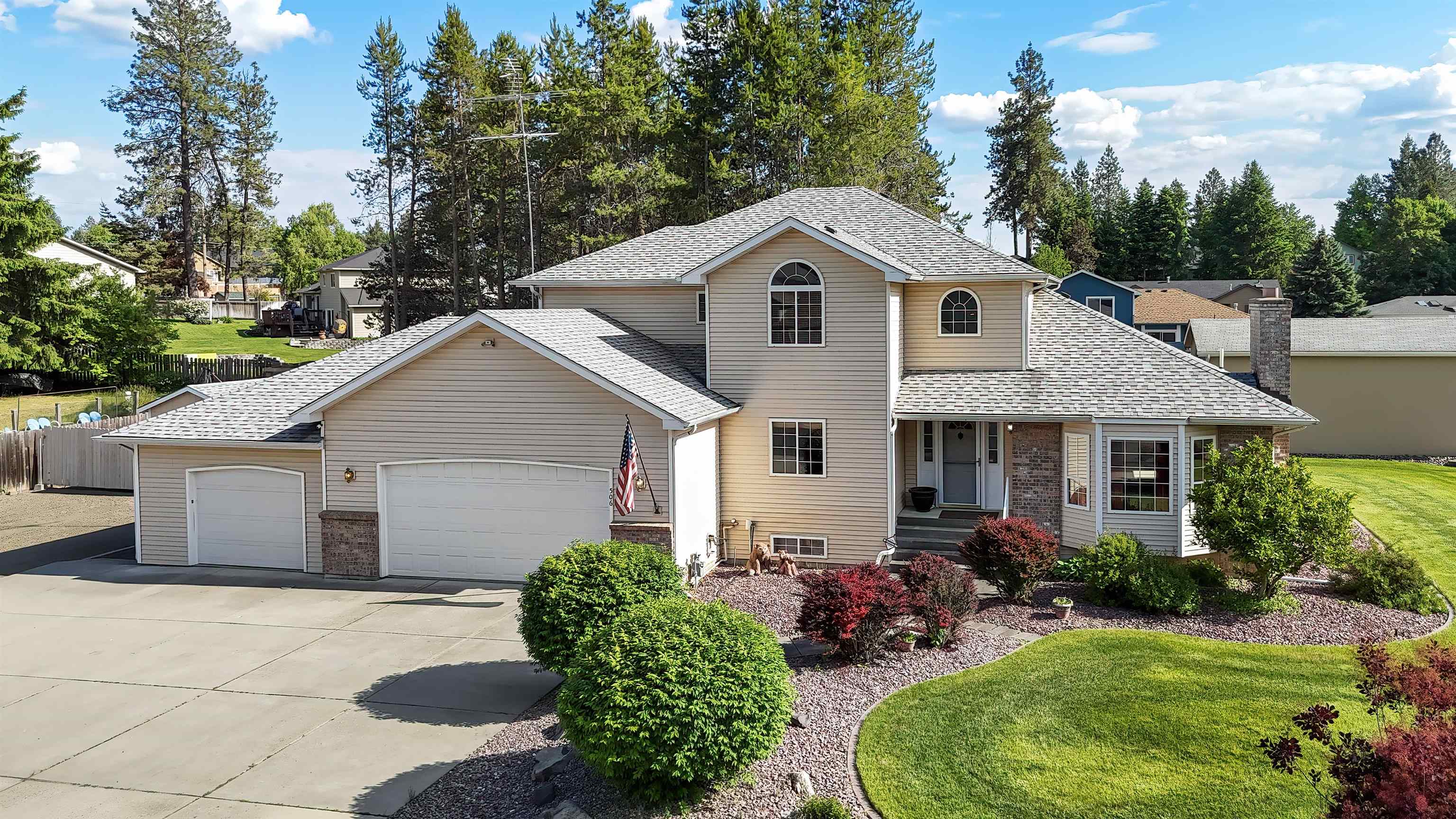 506 East Cooper Lane Colbert, WA 99005 - Photo 2 of 44 Gallery Image 2