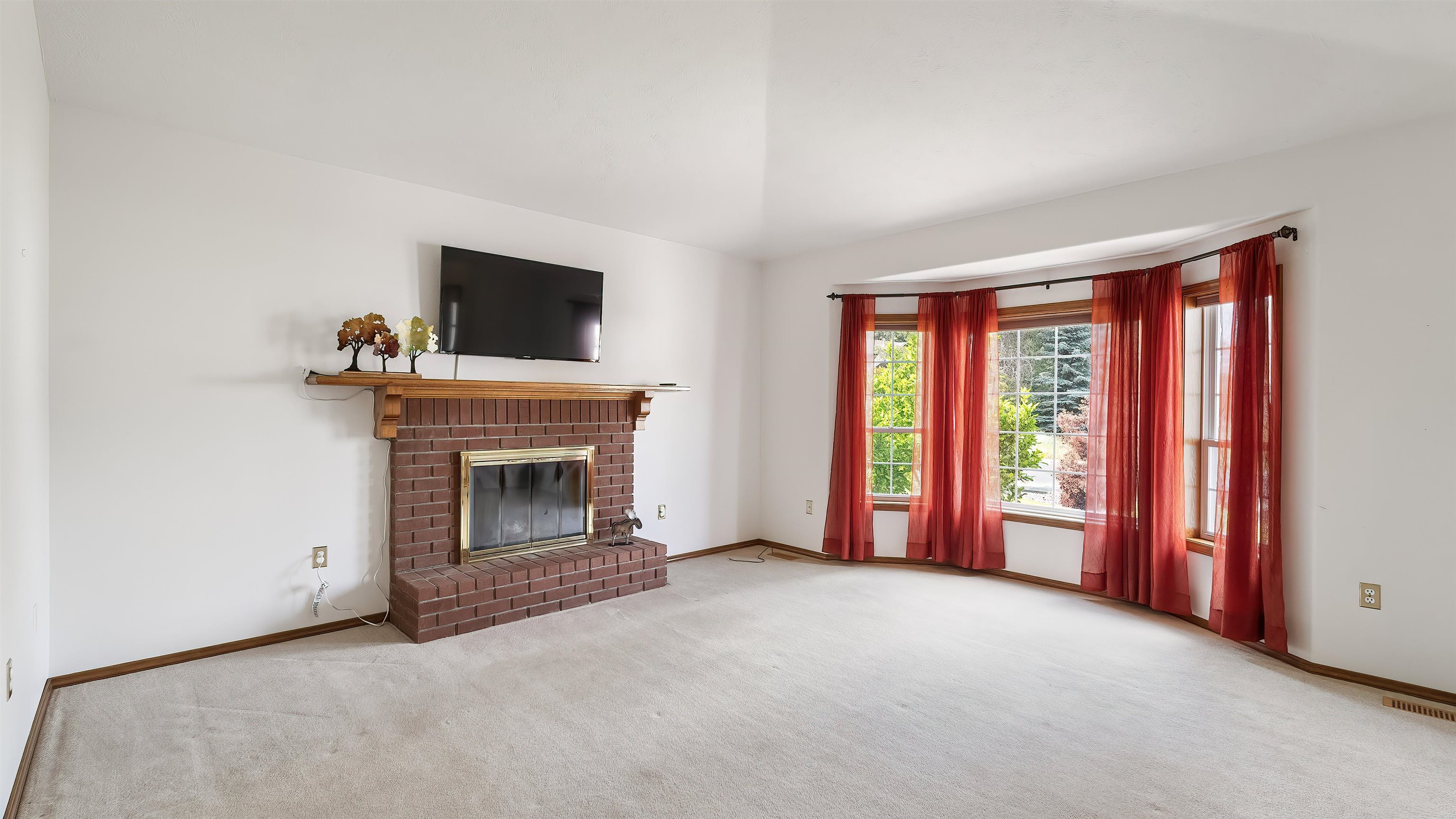 506 East Cooper Lane Colbert, WA 99005 - Photo 5 of 44 Gallery Image 5
