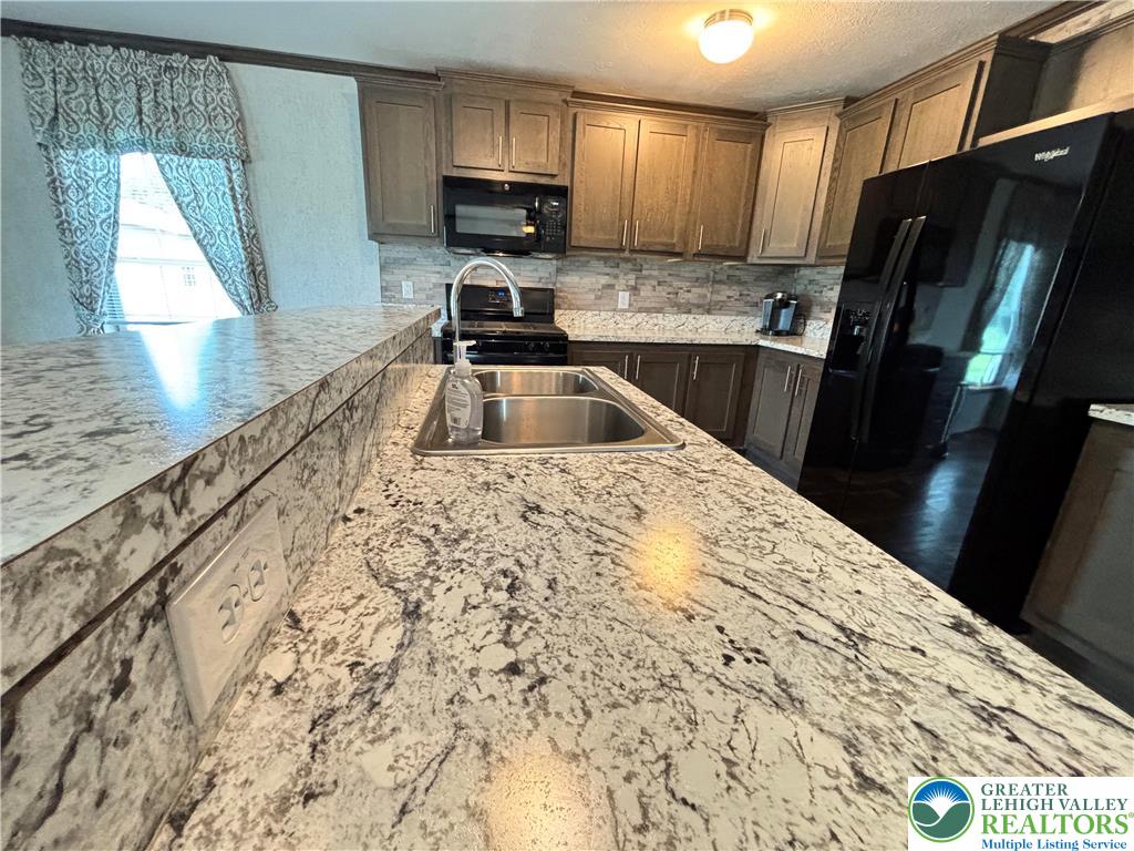 334 Old Topton Road Mertztown, PA 19539 - Photo 10 of 28 Gallery Image 10