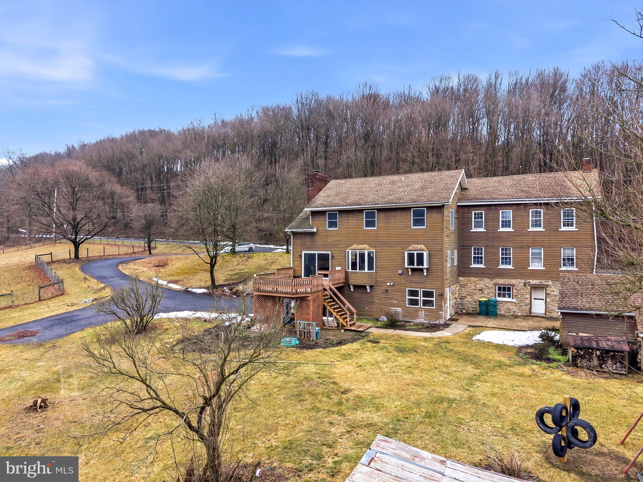 8849 Kistler Valley Road Kempton, PA 19529 - Photo 5 of 32