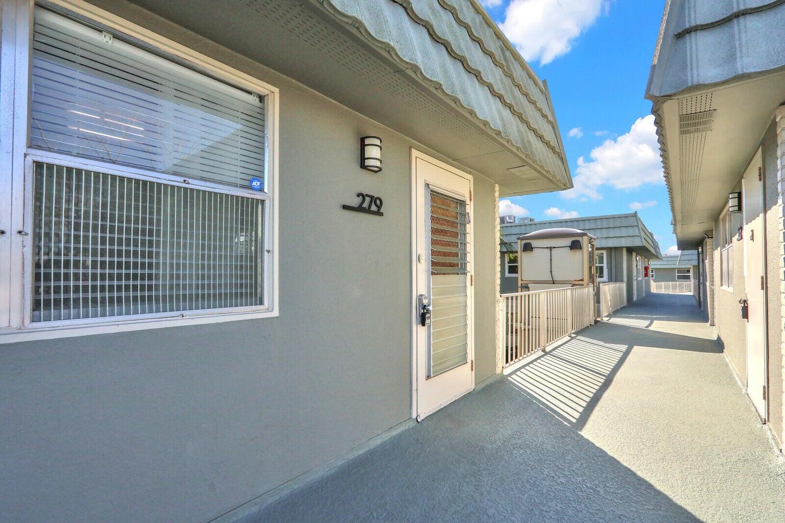 279 Flanders F Delray Beach, FL 33484 - Photo 3 of 18 Unit Entrance