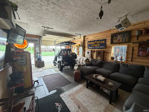 $599,900 | 2210 East 800 South, Lafayette, IN 47909