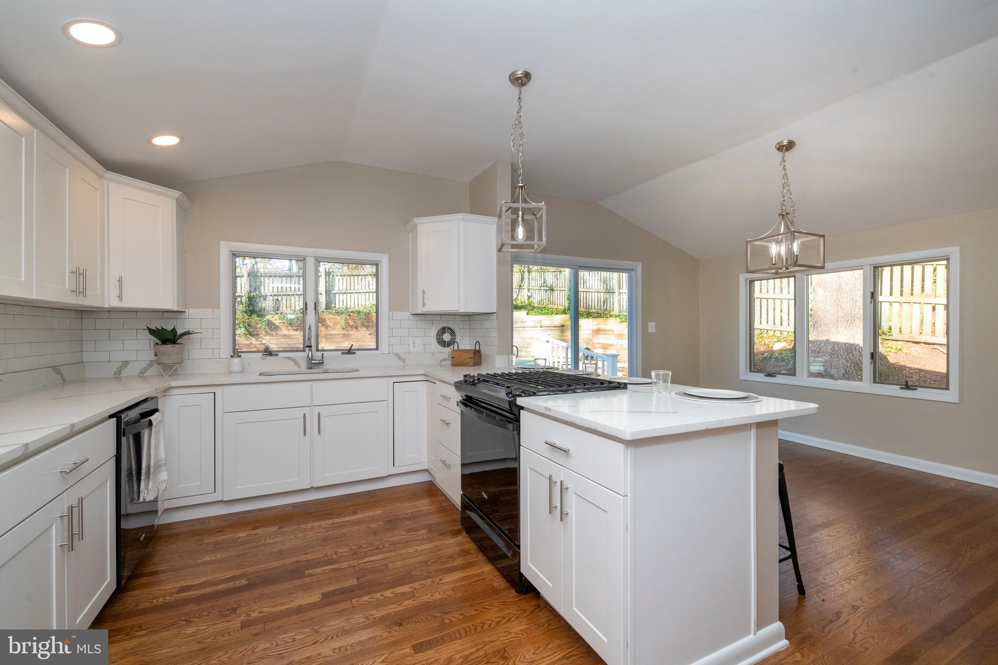 1802 Dunwoody Road Baltimore, MD 21234 - Photo 14 of 62 Quartz countertops