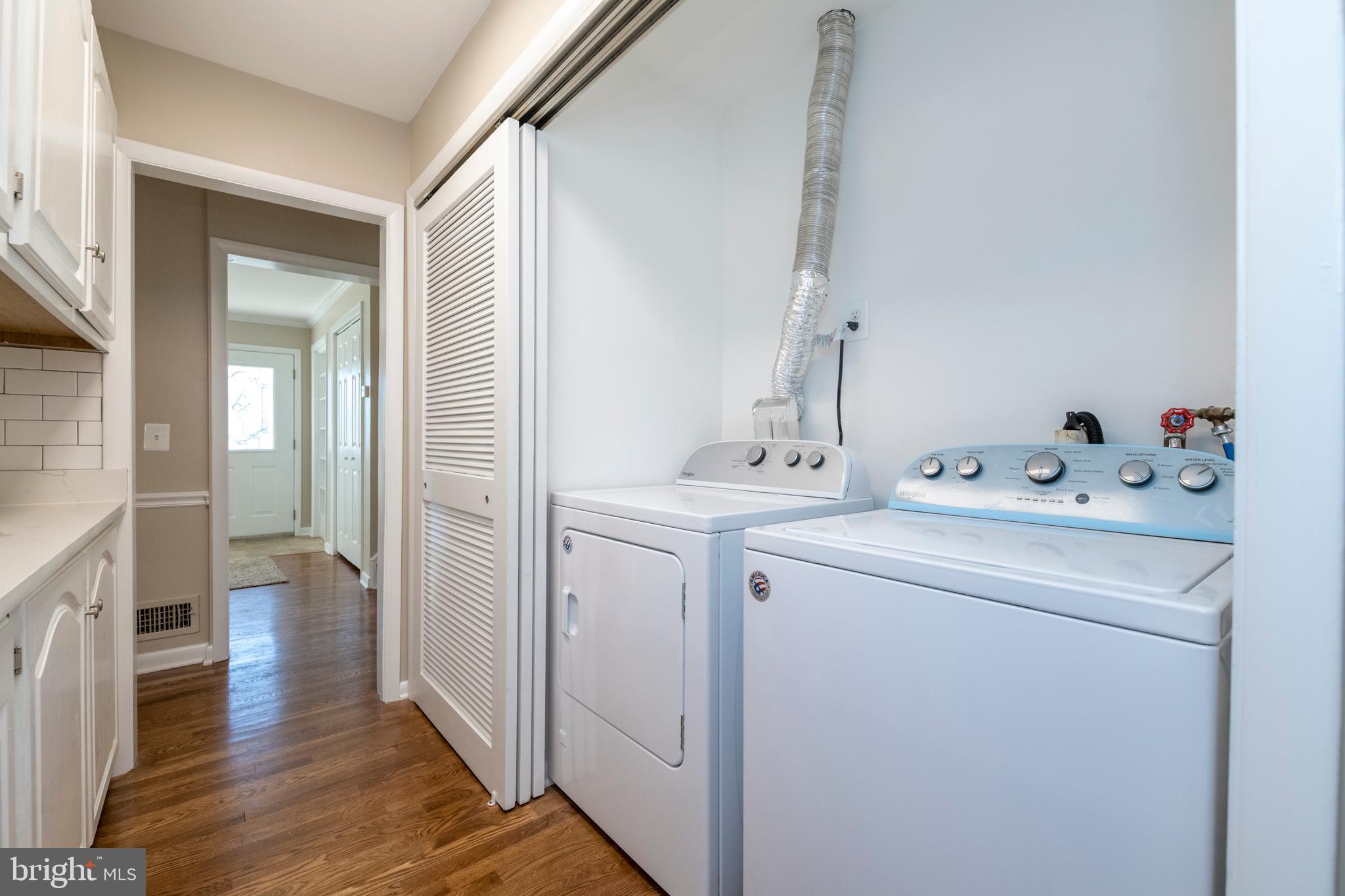 1802 Dunwoody Road Baltimore, MD 21234 - Photo 18 of 62 First floor laundry off kitchen