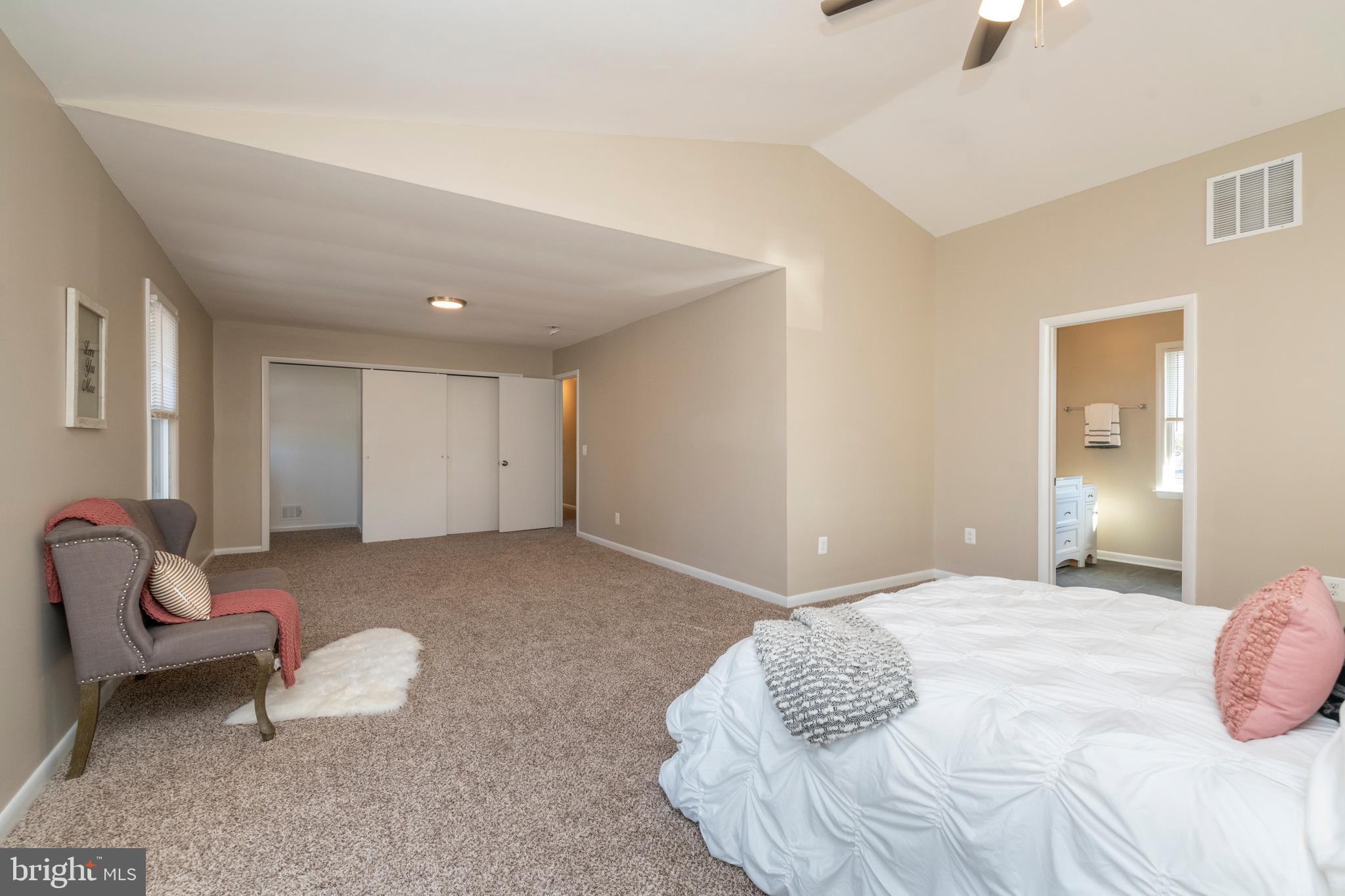 1802 Dunwoody Road Baltimore, MD 21234 - Photo 22 of 62 Vaulted ceilings and walk-in