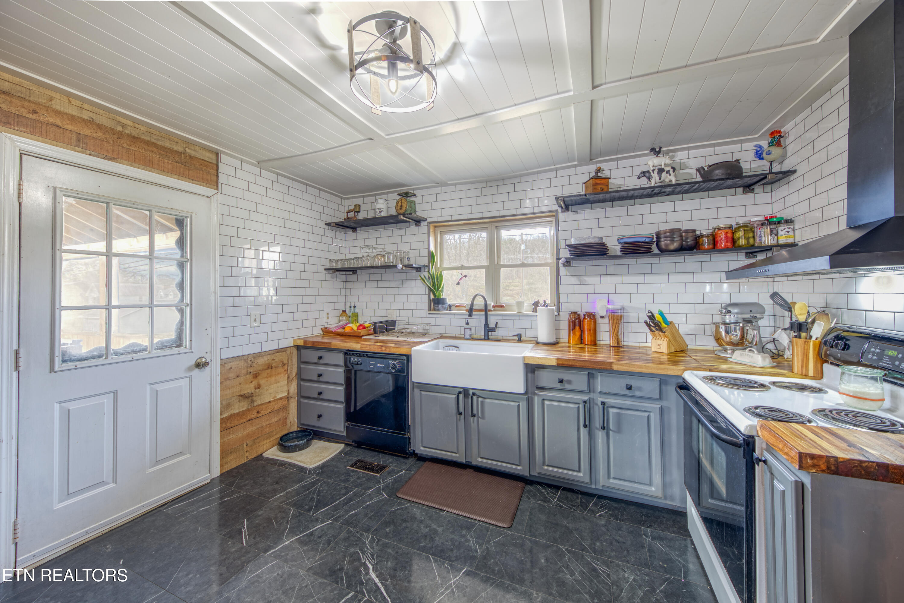 2415 Riddle Road New Market, TN 37820 - Photo 9 of 41 0H3A1306_62