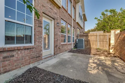 $374,999 | 3849 Marcillia Circle, Irving, TX 75038
