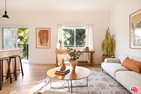 $1,175,000 | 1650 Micheltorena Street, Unit C, Los Angeles, CA 90026