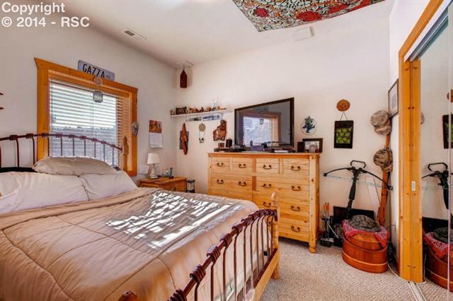 937 Valley Road Florissant, CO 80816 - Photo 17 of 24