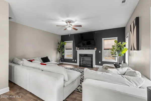 $352,000 | 412 Pewter Court, Jacksonville, NC 28546