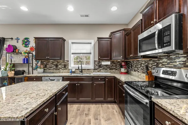 $352,000 | 412 Pewter Court, Jacksonville, NC 28546