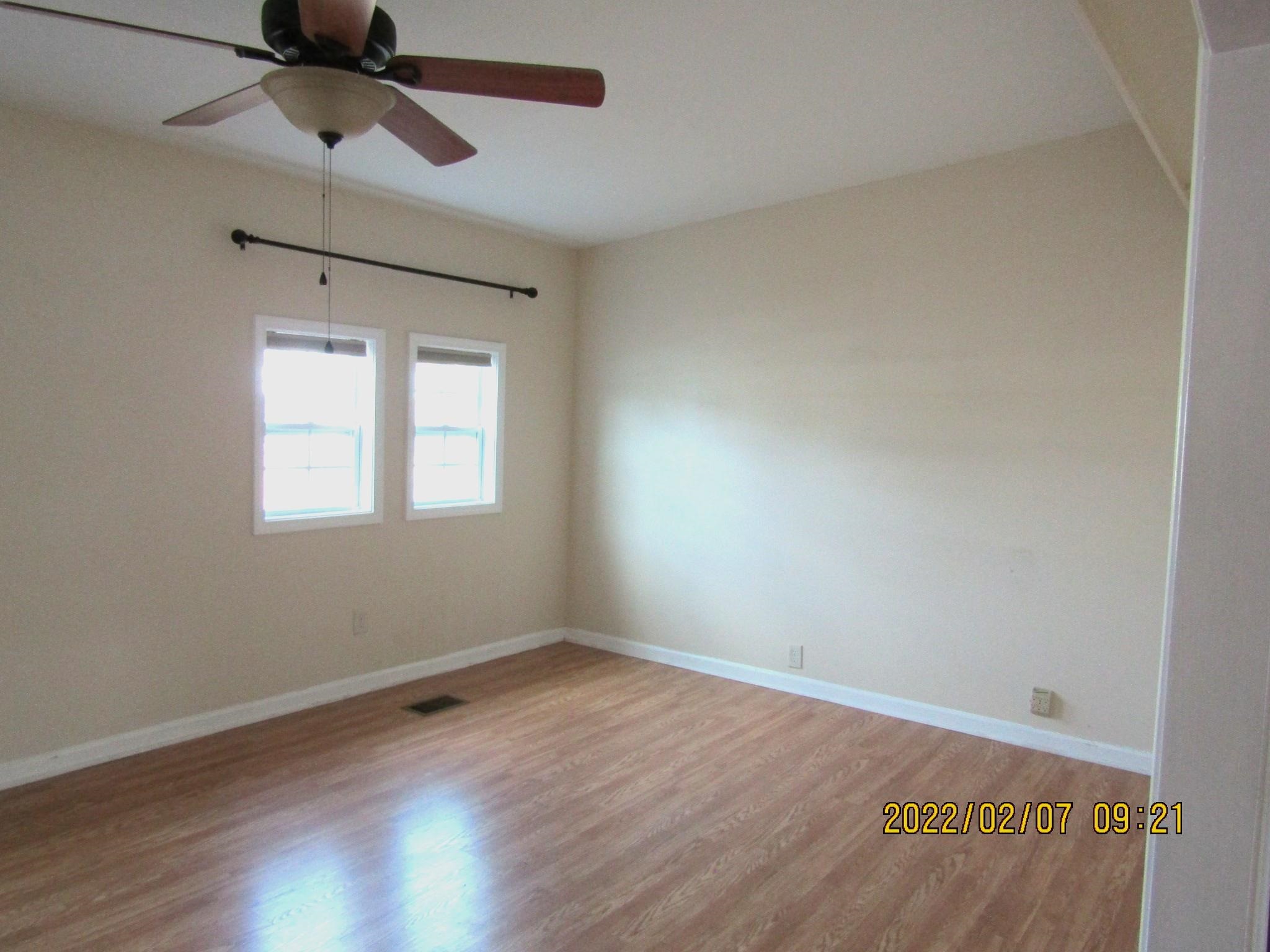 228 Defuniak Circle Lillian, AL 36549 - Photo 3 of 24