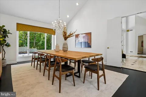 $2,500,000 | 9100 Aldershot Drive, Bethesda, MD 20817