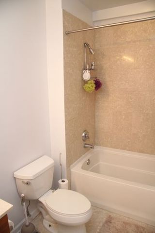 657 West Fulton Street, Unit 311 Chicago, IL 60661 - Photo 9 of 10
