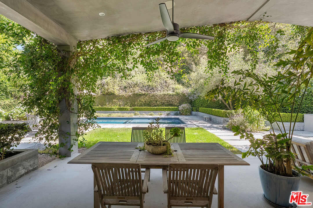 13611 Bayliss Road Los Angeles, CA 90049 - Photo 18 of 57