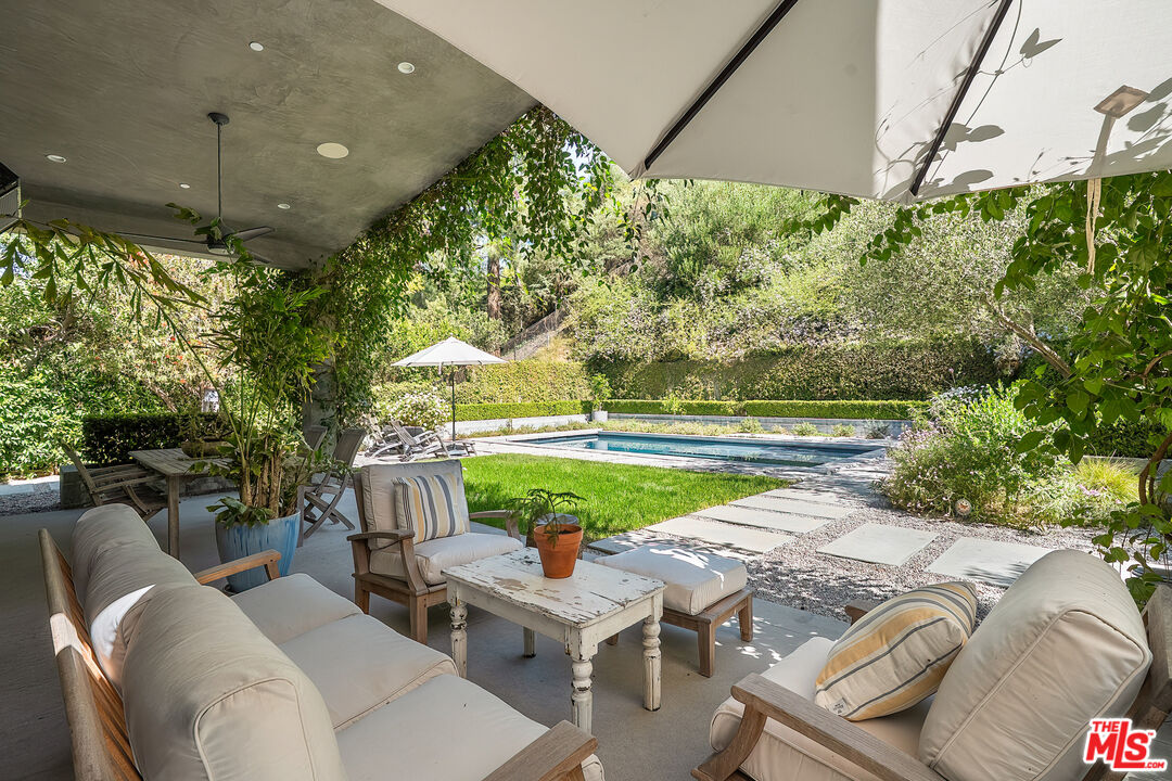 13611 Bayliss Road Los Angeles, CA 90049 - Photo 20 of 57