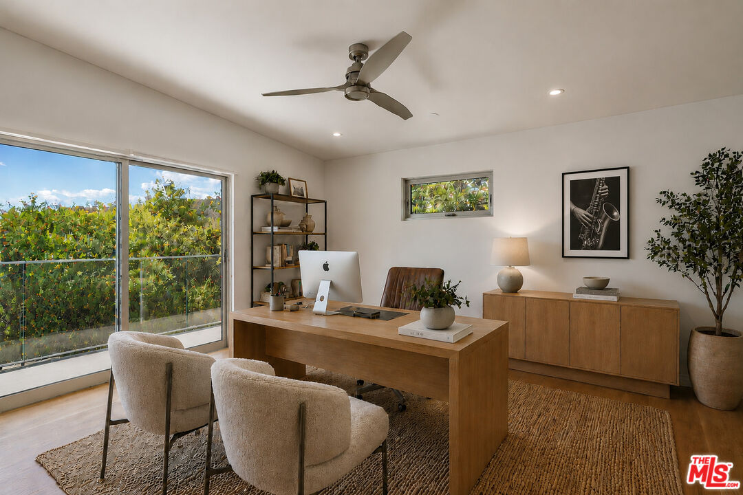 13611 Bayliss Road Los Angeles, CA 90049 - Photo 24 of 57