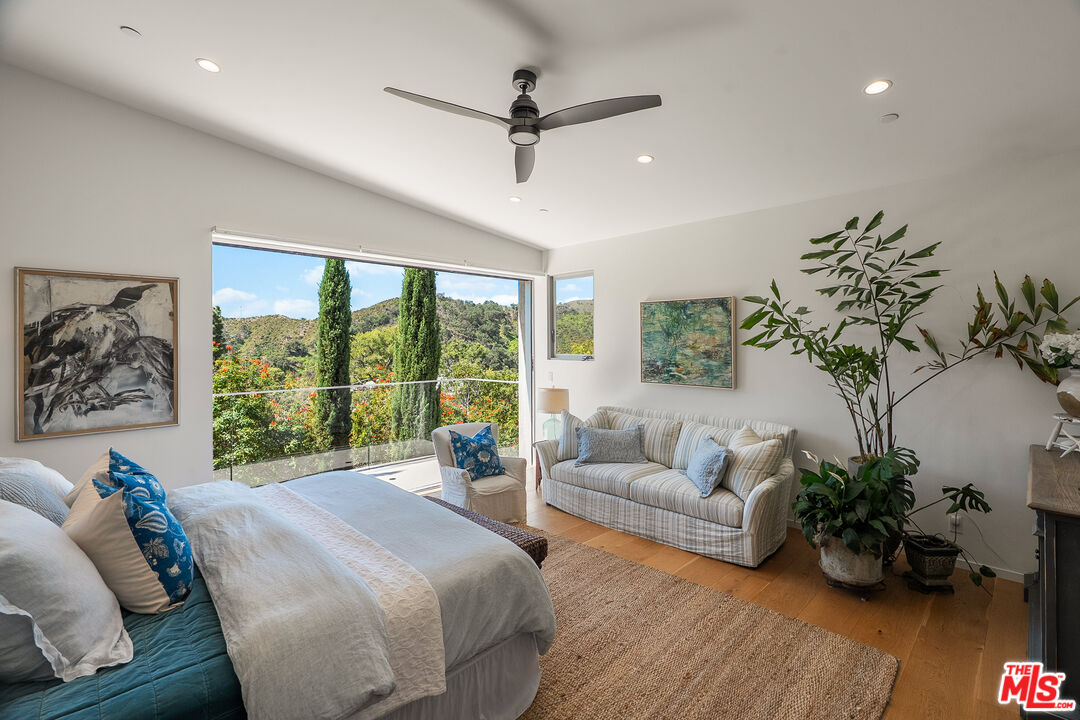 13611 Bayliss Road Los Angeles, CA 90049 - Photo 35 of 57