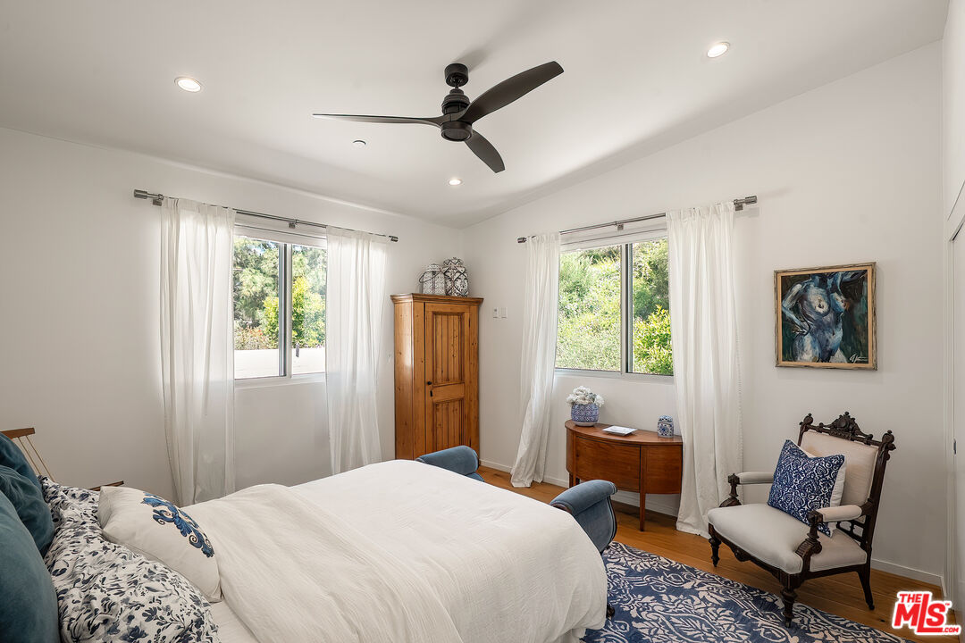 13611 Bayliss Road Los Angeles, CA 90049 - Photo 42 of 57
