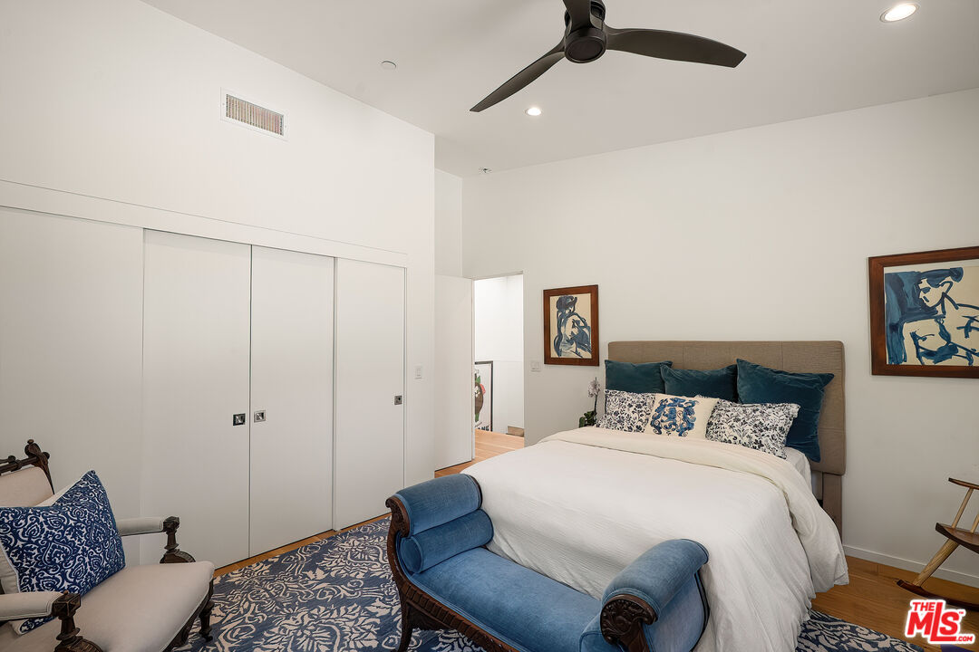 13611 Bayliss Road Los Angeles, CA 90049 - Photo 43 of 57