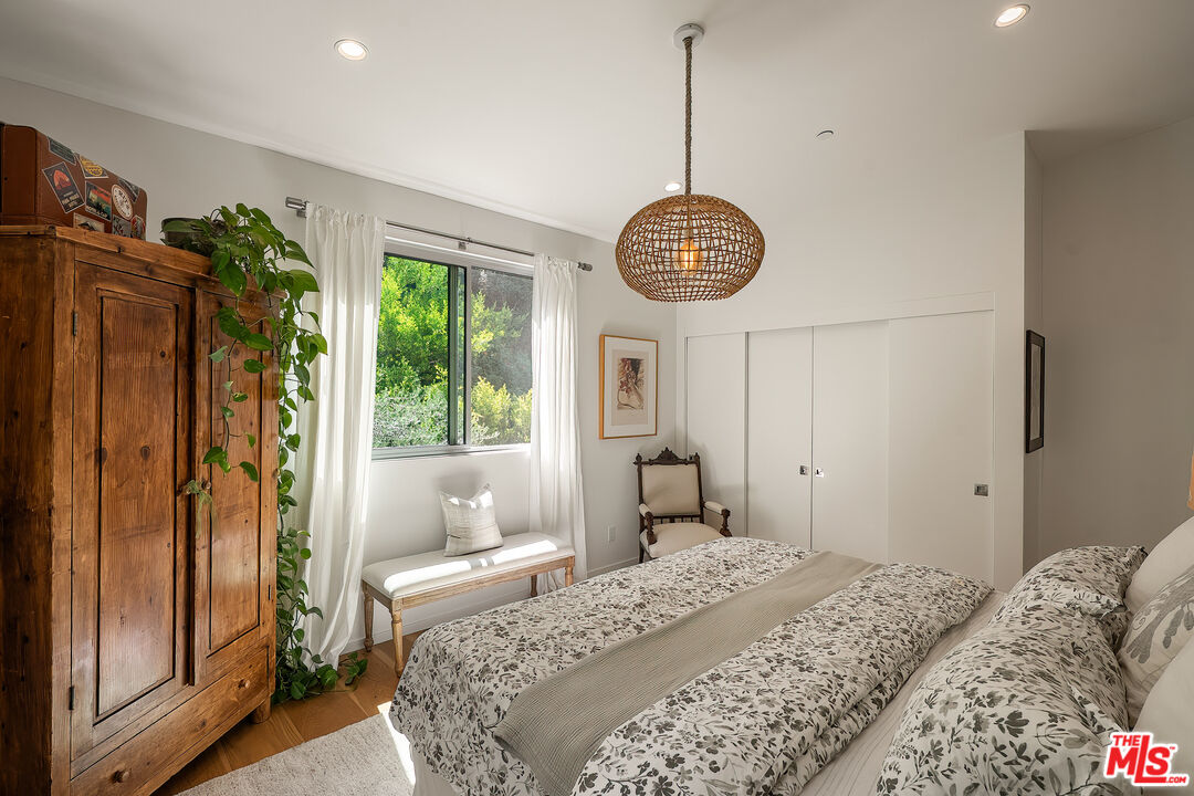 13611 Bayliss Road Los Angeles, CA 90049 - Photo 46 of 57