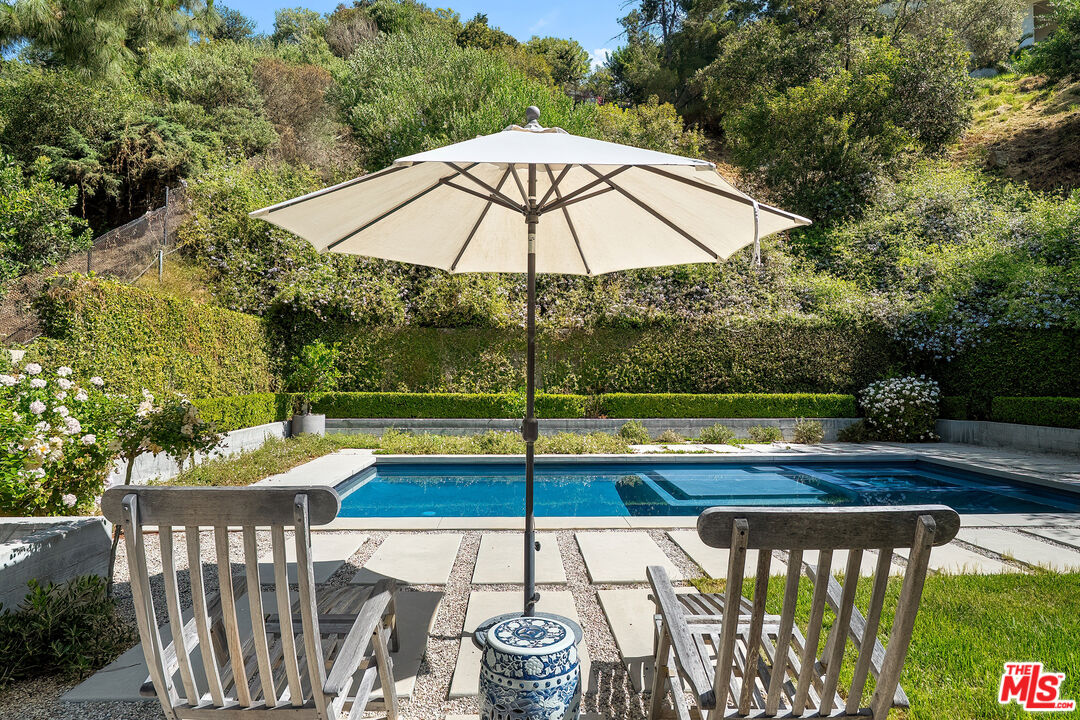 13611 Bayliss Road Los Angeles, CA 90049 - Photo 56 of 57