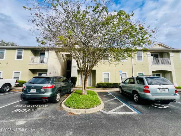 $1,375 | 7920 Merrill Road, Unit 709, Jacksonville, FL 32277