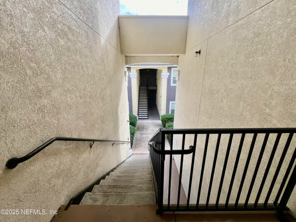 $1,375 | 7920 Merrill Road, Unit 709, Jacksonville, FL 32277