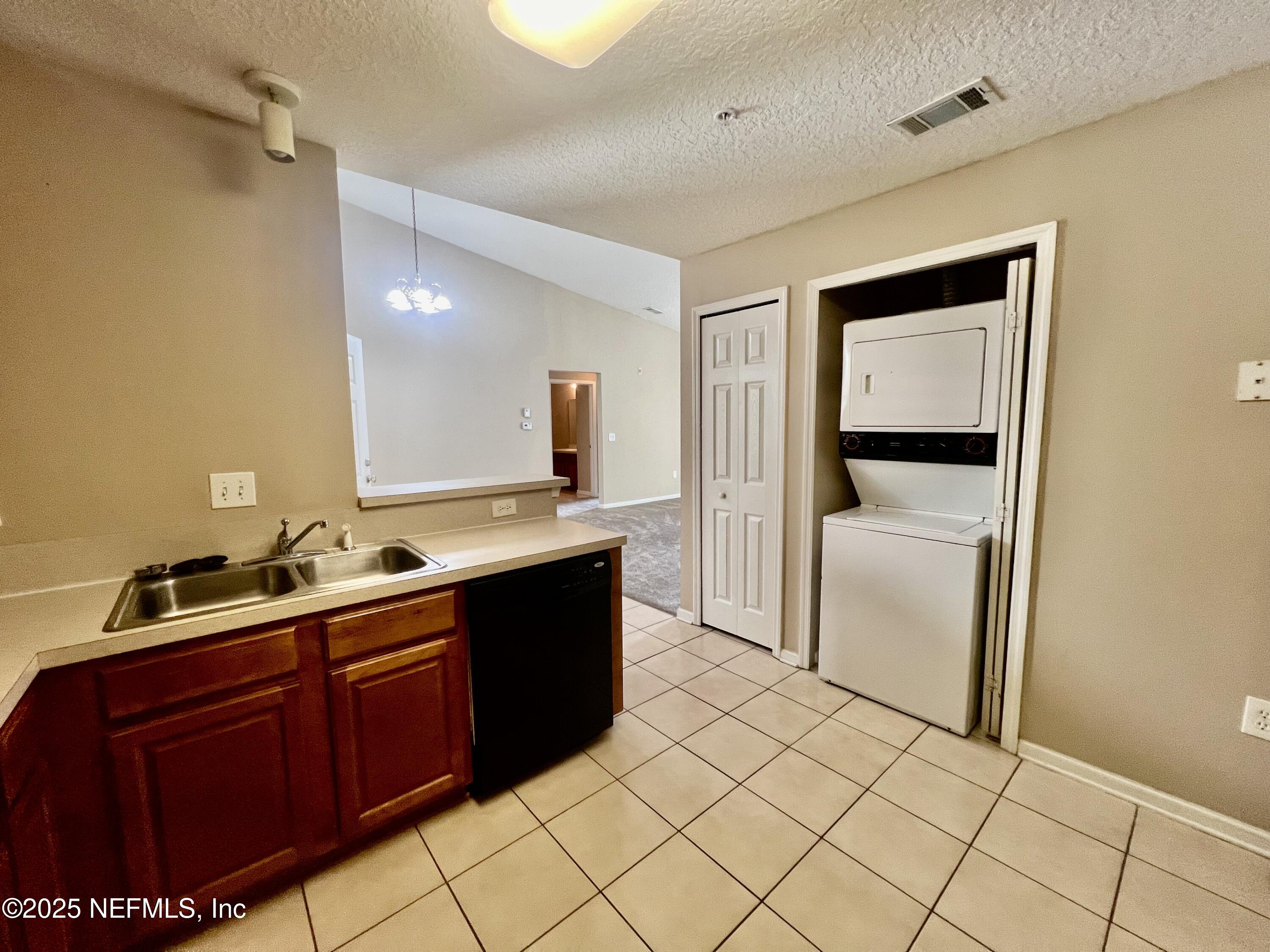 7920 Merrill Road, Unit 709 Jacksonville, FL 32277 - Photo 10 of 35 IMG_0896