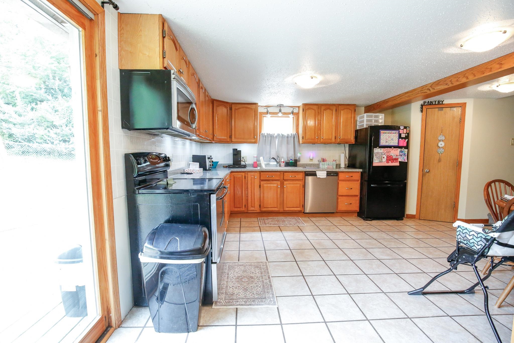 910 Stony Point Road Dixon, IL 61021 - Photo 19 of 44