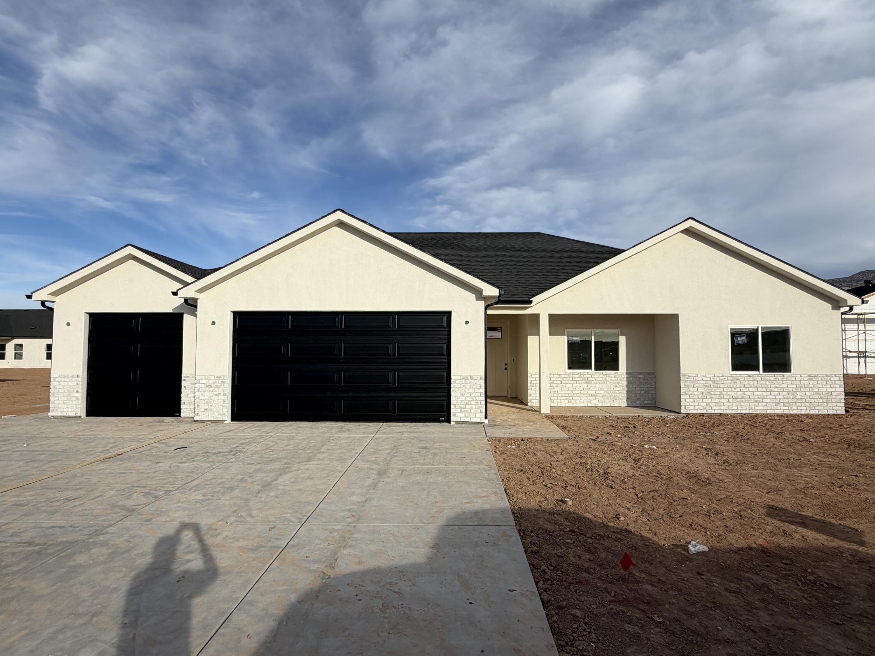 4954 North Remington Road Cedar City, UT 84721 - Photo 2 of 24 IMG_4643