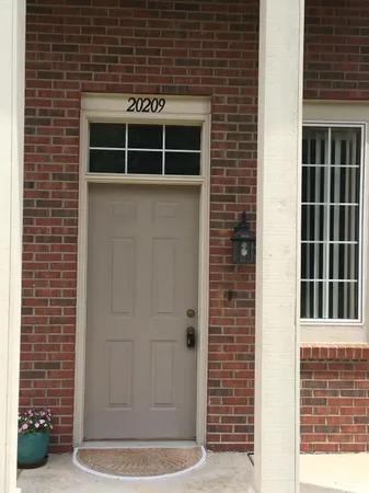 $1,850 | 20209 Chesapeake Circle, Walled Lake, MI 48390