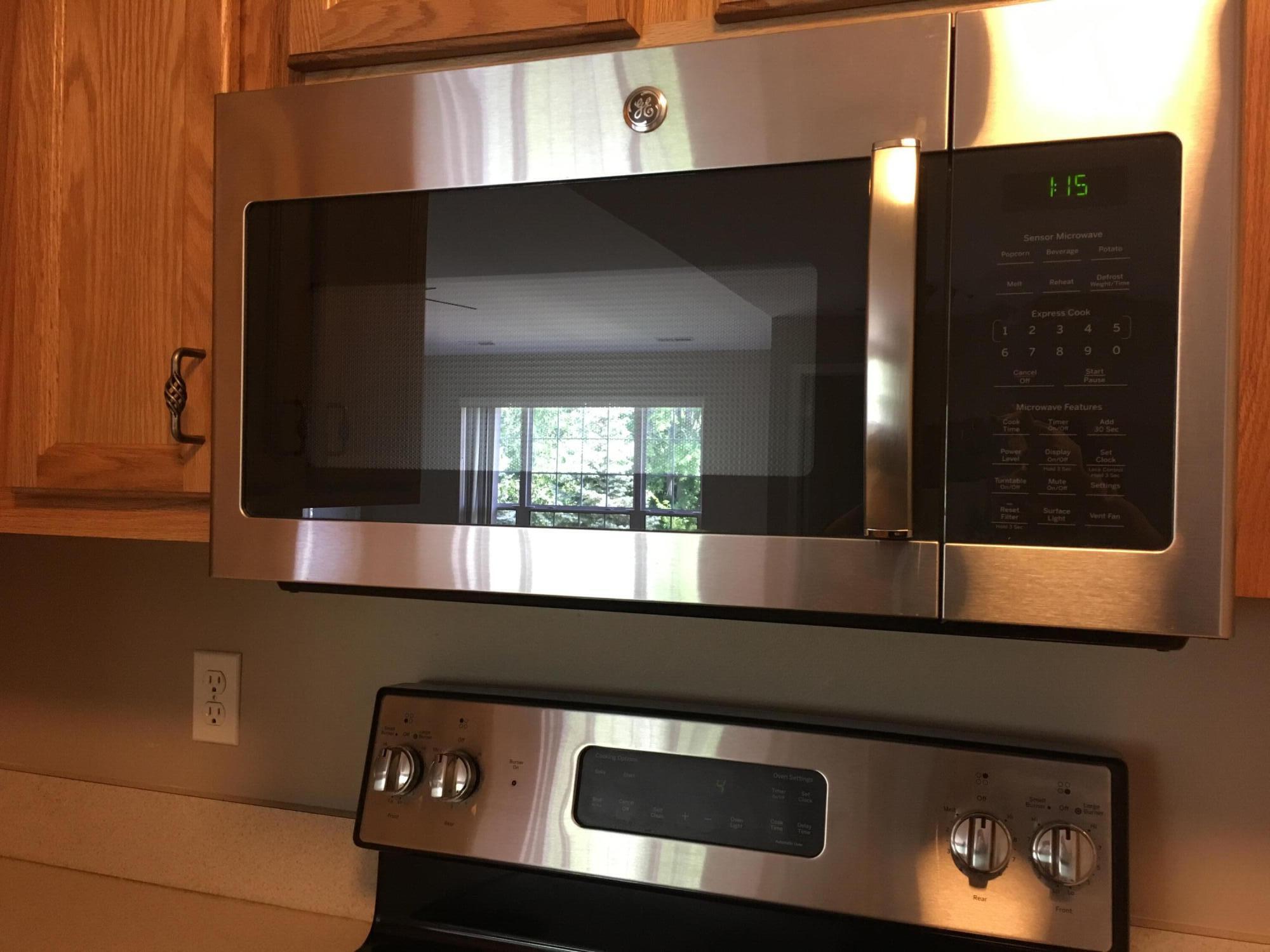 20209 Chesapeake Circle Walled Lake, MI 48390 - Photo 15 of 48 IMG_2680