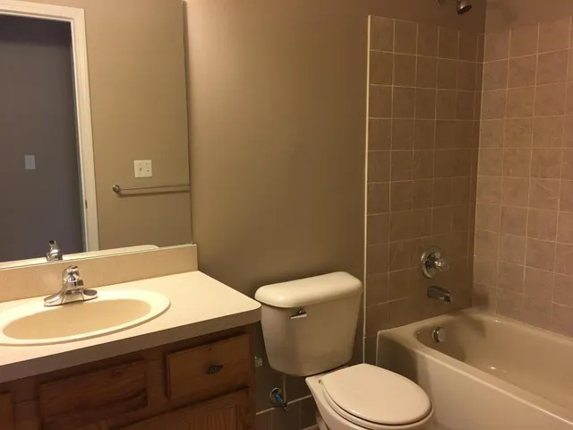 $1,850 | 20209 Chesapeake Circle, Walled Lake, MI 48390