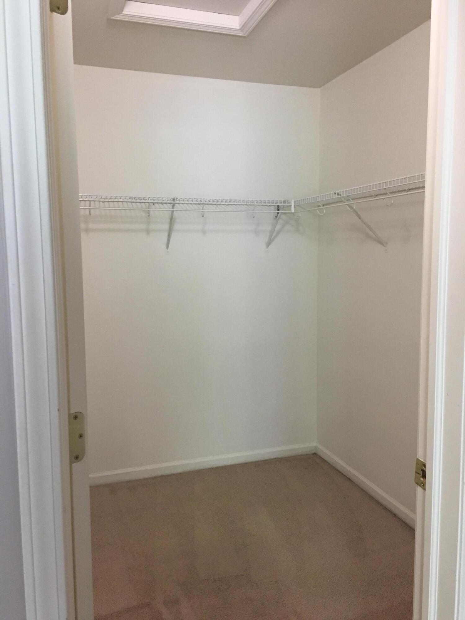 20209 Chesapeake Circle Walled Lake, MI 48390 - Photo 3 of 48 IMG_2668