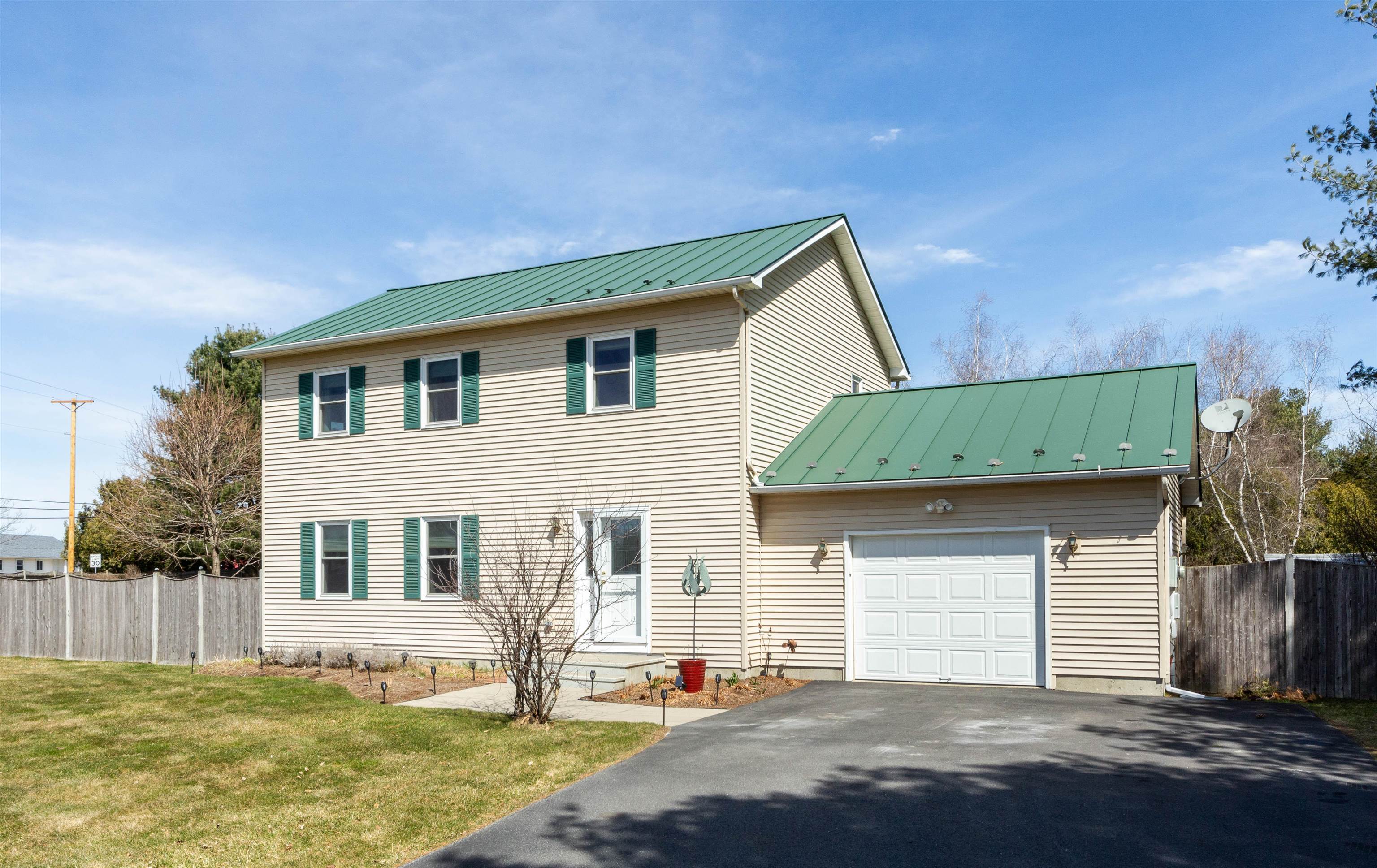 6 Hobbs Road Milton, VT 05468 - Photo 1 of 33 Gallery Image 1
