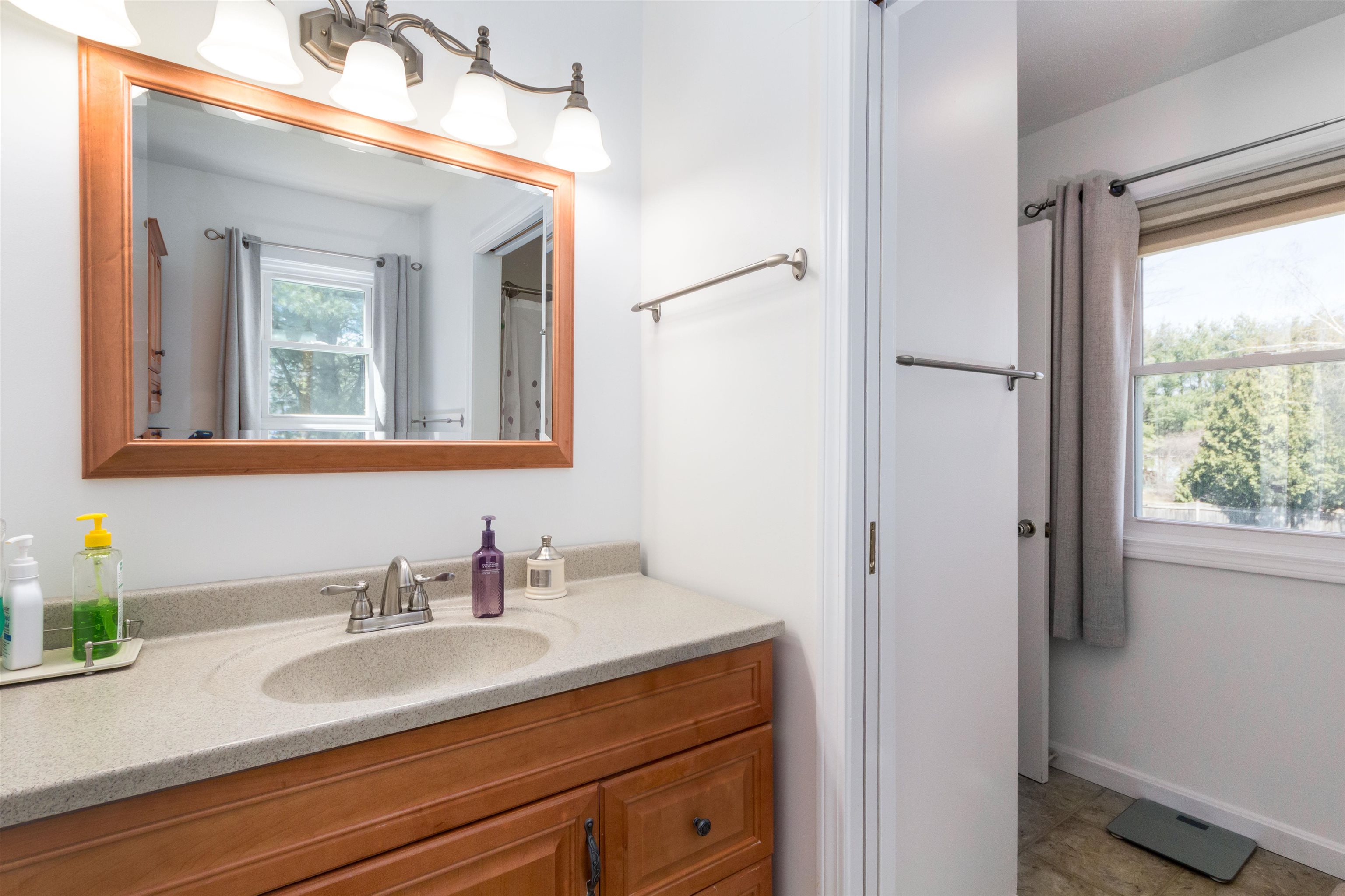 6 Hobbs Road Milton, VT 05468 - Photo 11 of 33 Gallery Image 11