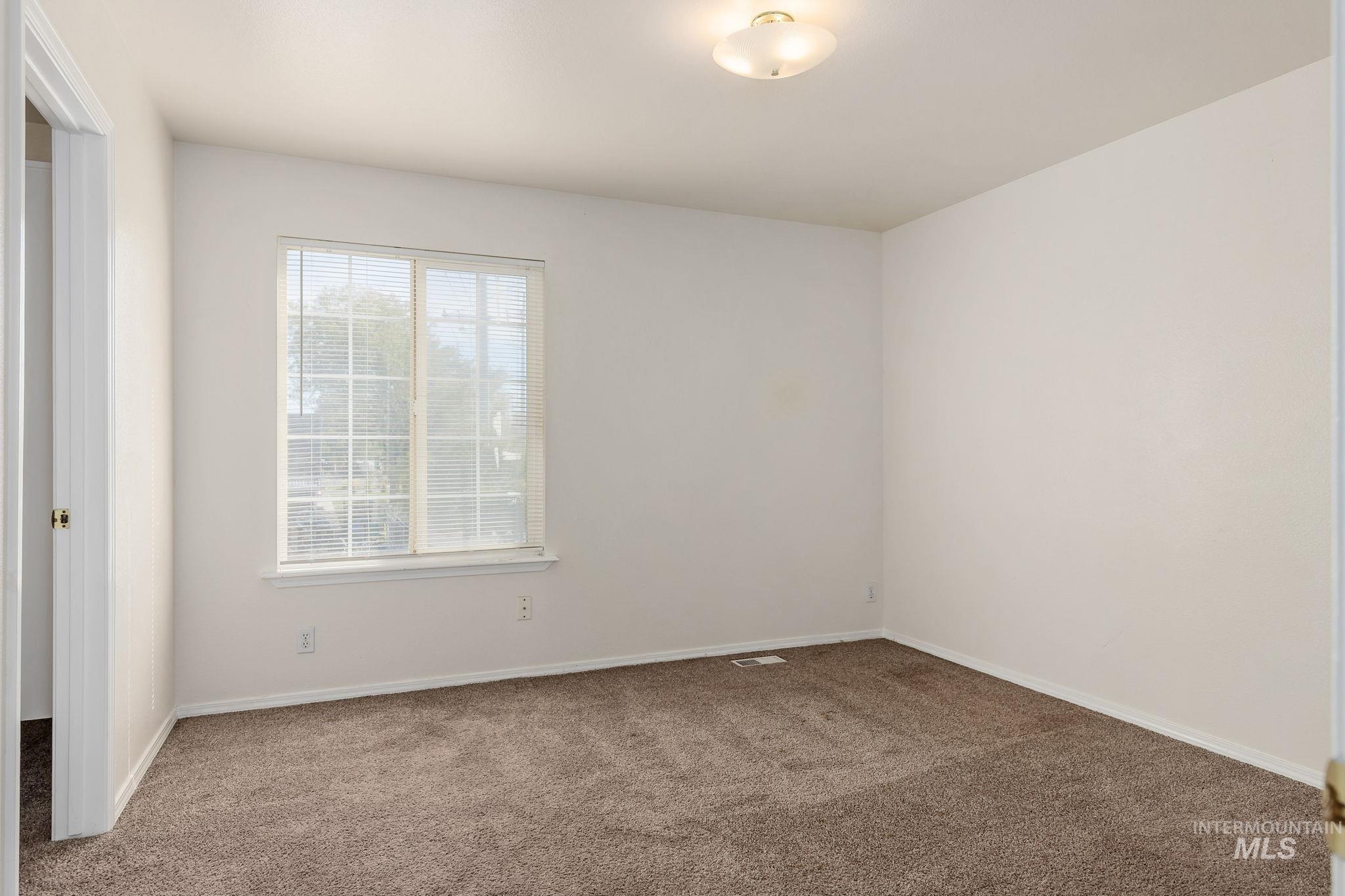 75 East King Street Meridian, ID 83642 - Photo 13 of 24