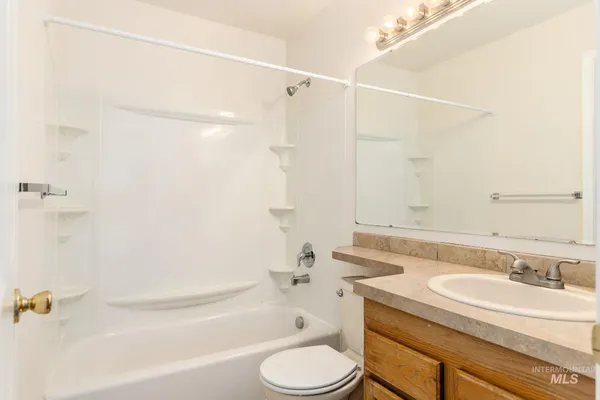 $285,000 | 75 East King Street, Meridian, ID 83642