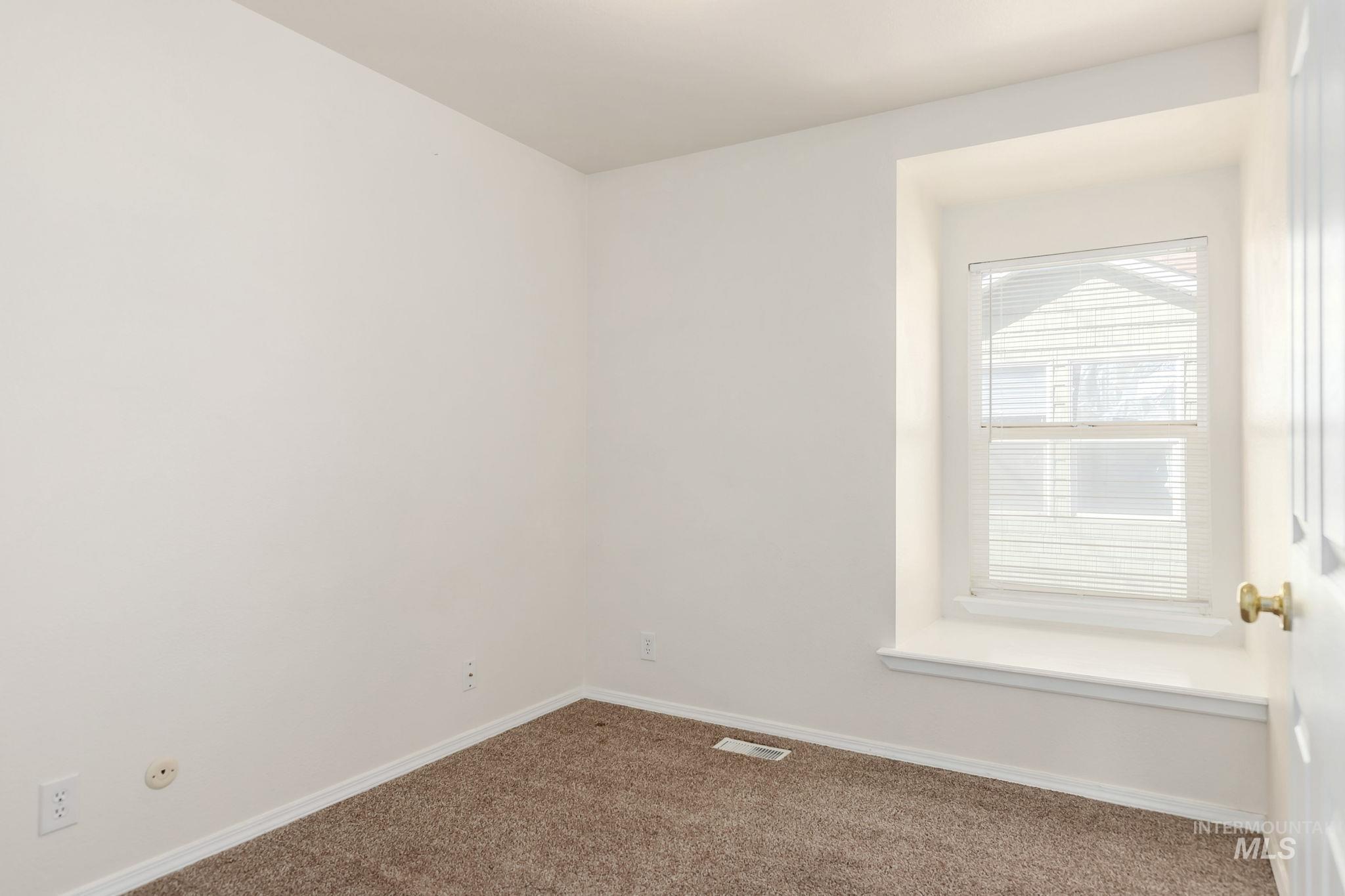 75 East King Street Meridian, ID 83642 - Photo 17 of 24