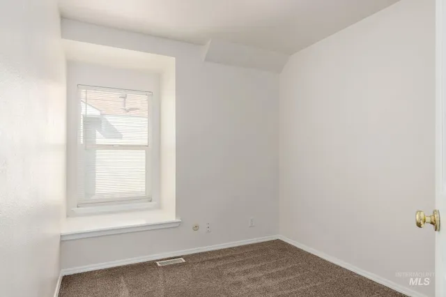 $285,000 | 75 East King Street, Meridian, ID 83642