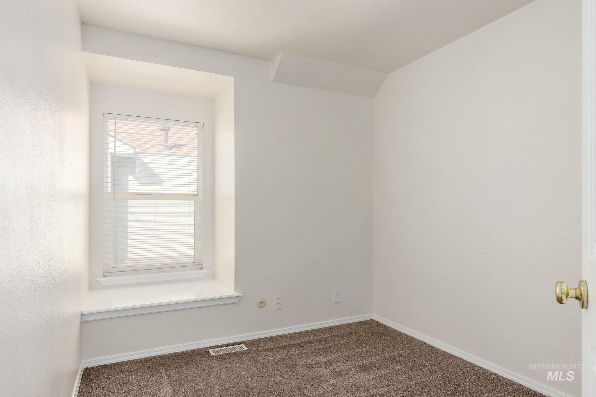 75 East King Street Meridian, ID 83642 - Photo 19 of 24