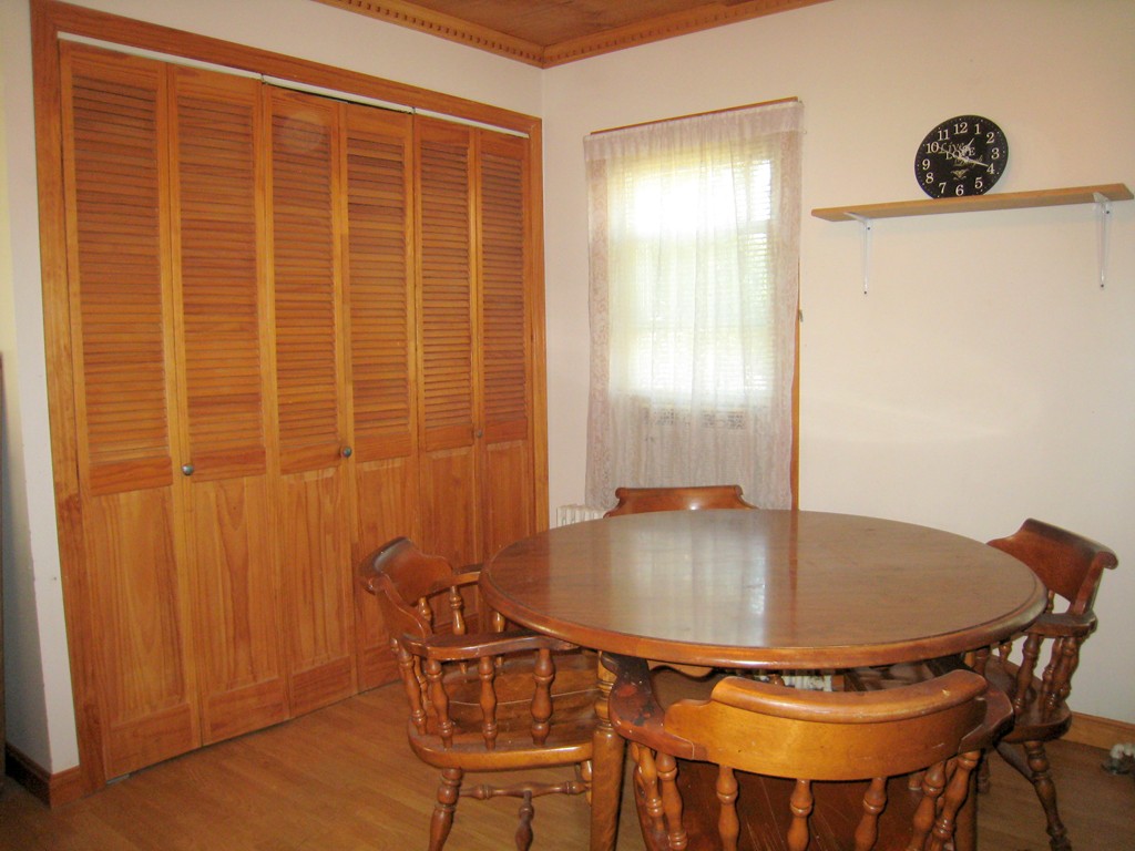 139 Grant Street Fall River, MA 02721 - Photo 4 of 12 Gallery Image 4