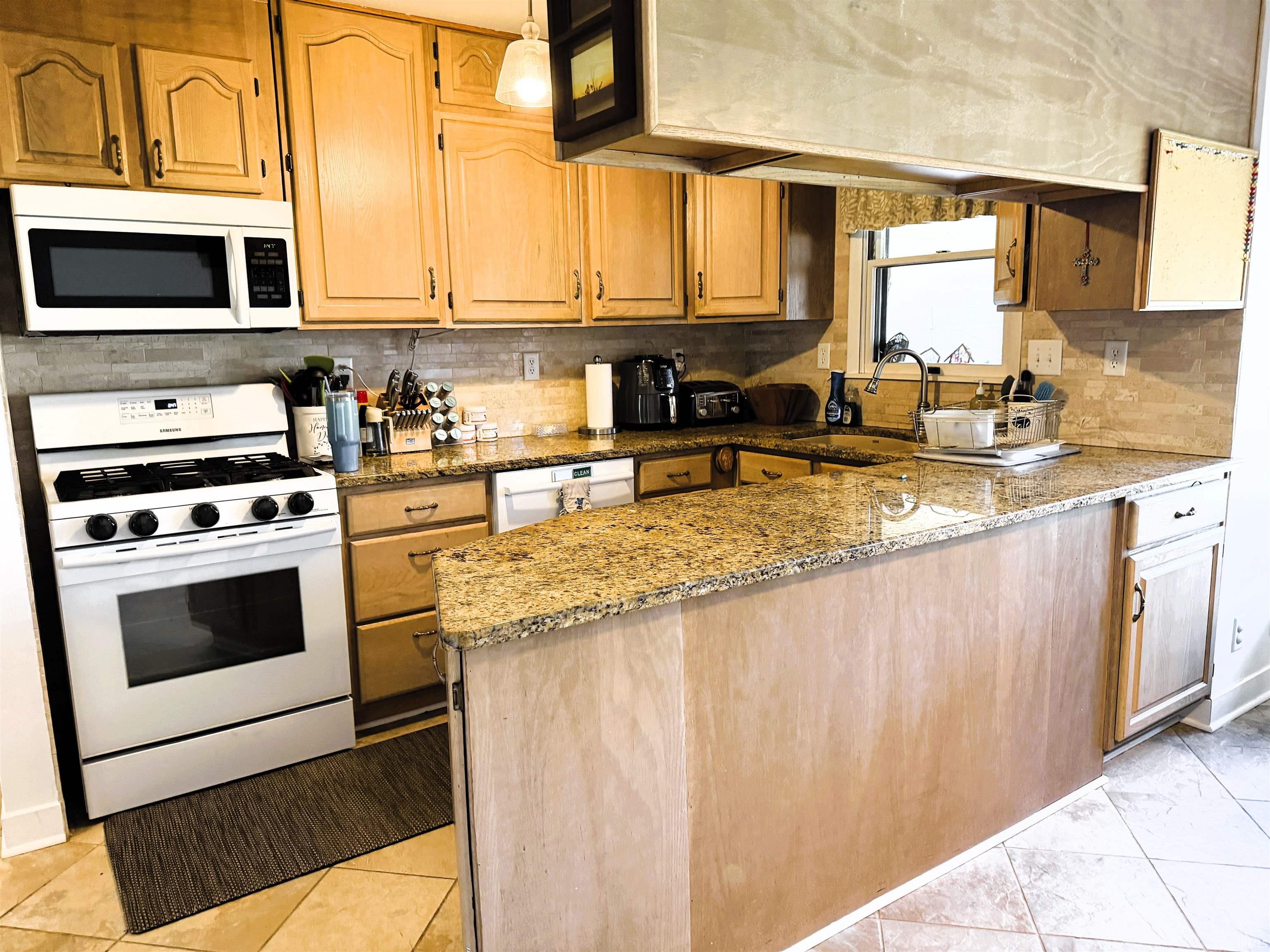 6077 South Division Street North Judson, IN 46366 - Photo 5 of 23