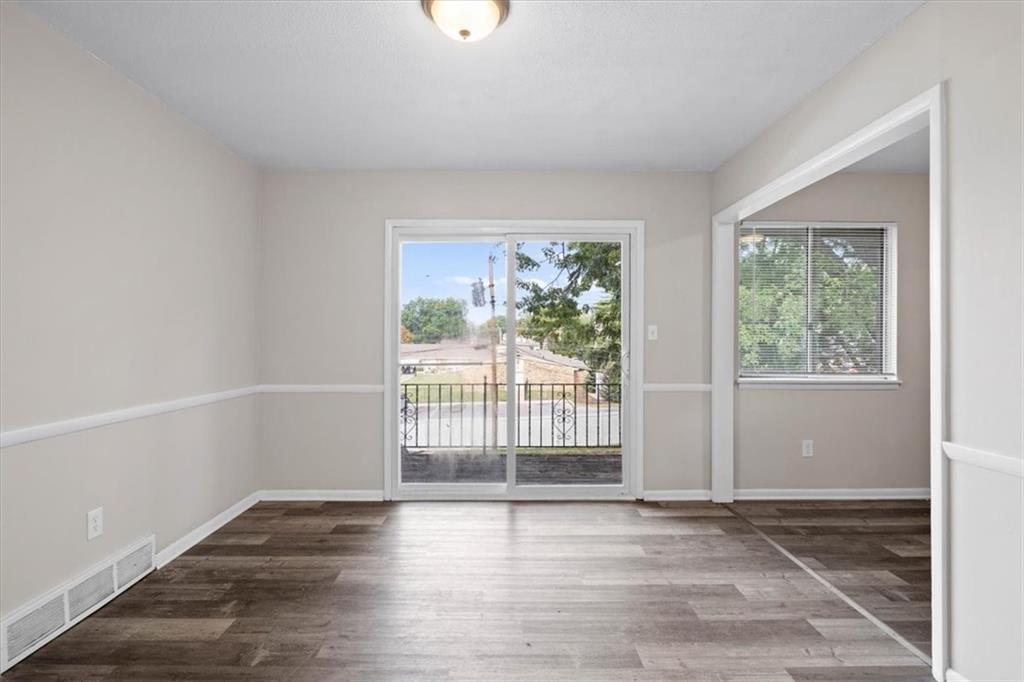 8030 Campbell Street Kansas City, MO 64131 - Photo 7 of 16