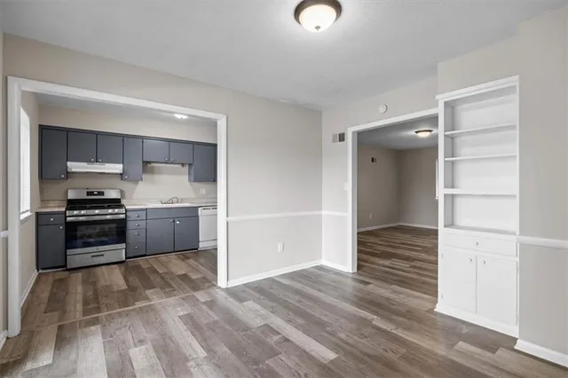 $475,000 | 8030 Campbell Street, Kansas City, MO 64131