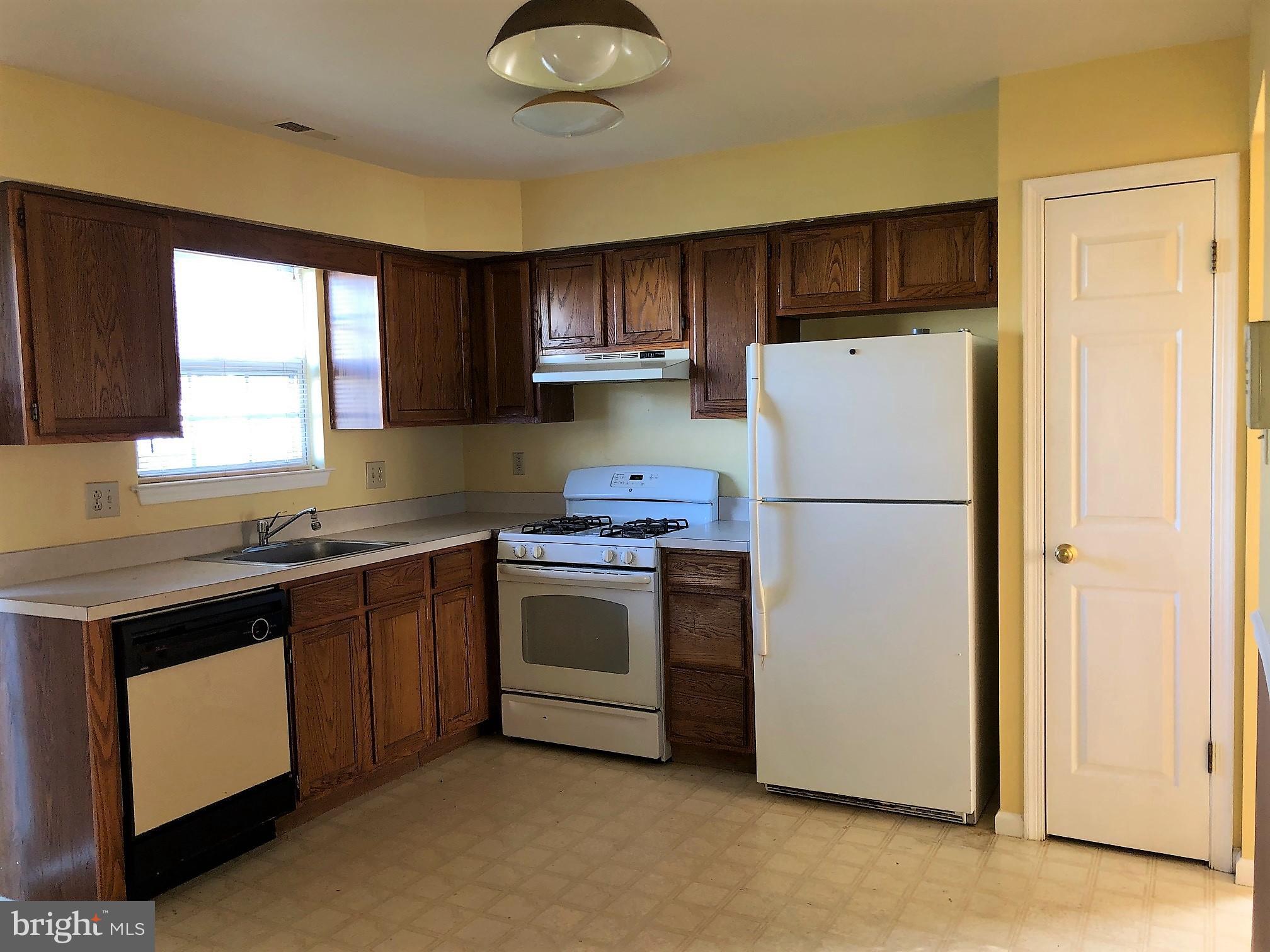 3701 Tall Pines Pine Hill, NJ 08021 - Photo 6 of 14