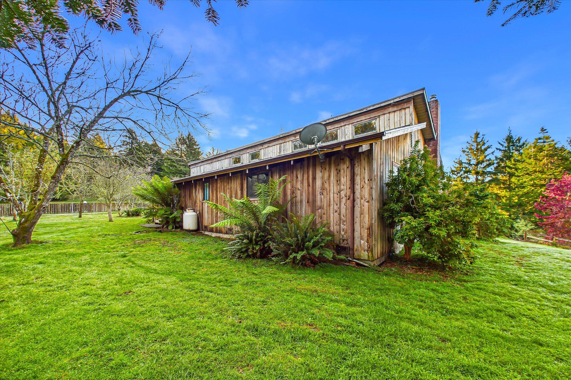7587 Elk River Road Eureka, CA 95503 - Photo 45 of 48 45-7587 Elk River Rd-110