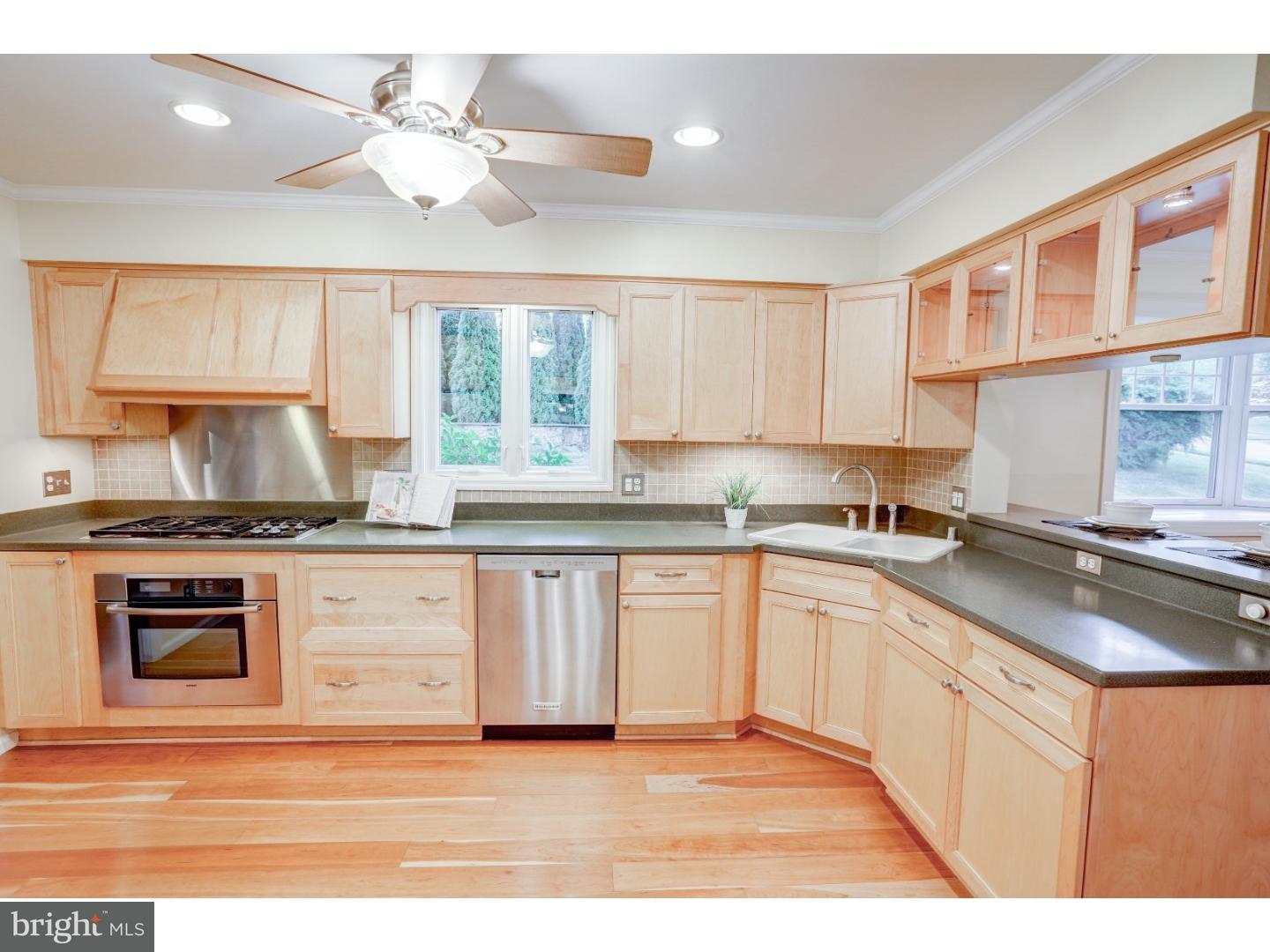 1 Vansant Road Newark, DE 19711 - Photo 14 of 25 Kitchen