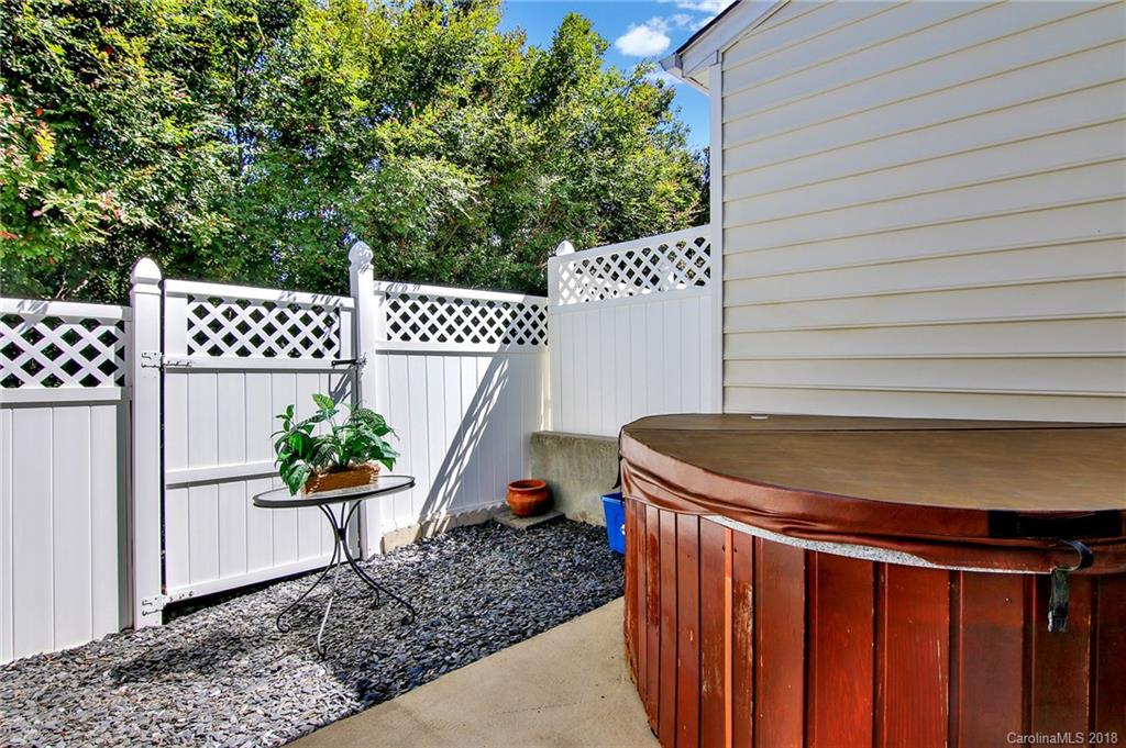 232 Dawn Mist Lane, Unit 40 Fort Mill, SC 29708 - Photo 21 of 28 a backyard of a house with lots of green space
